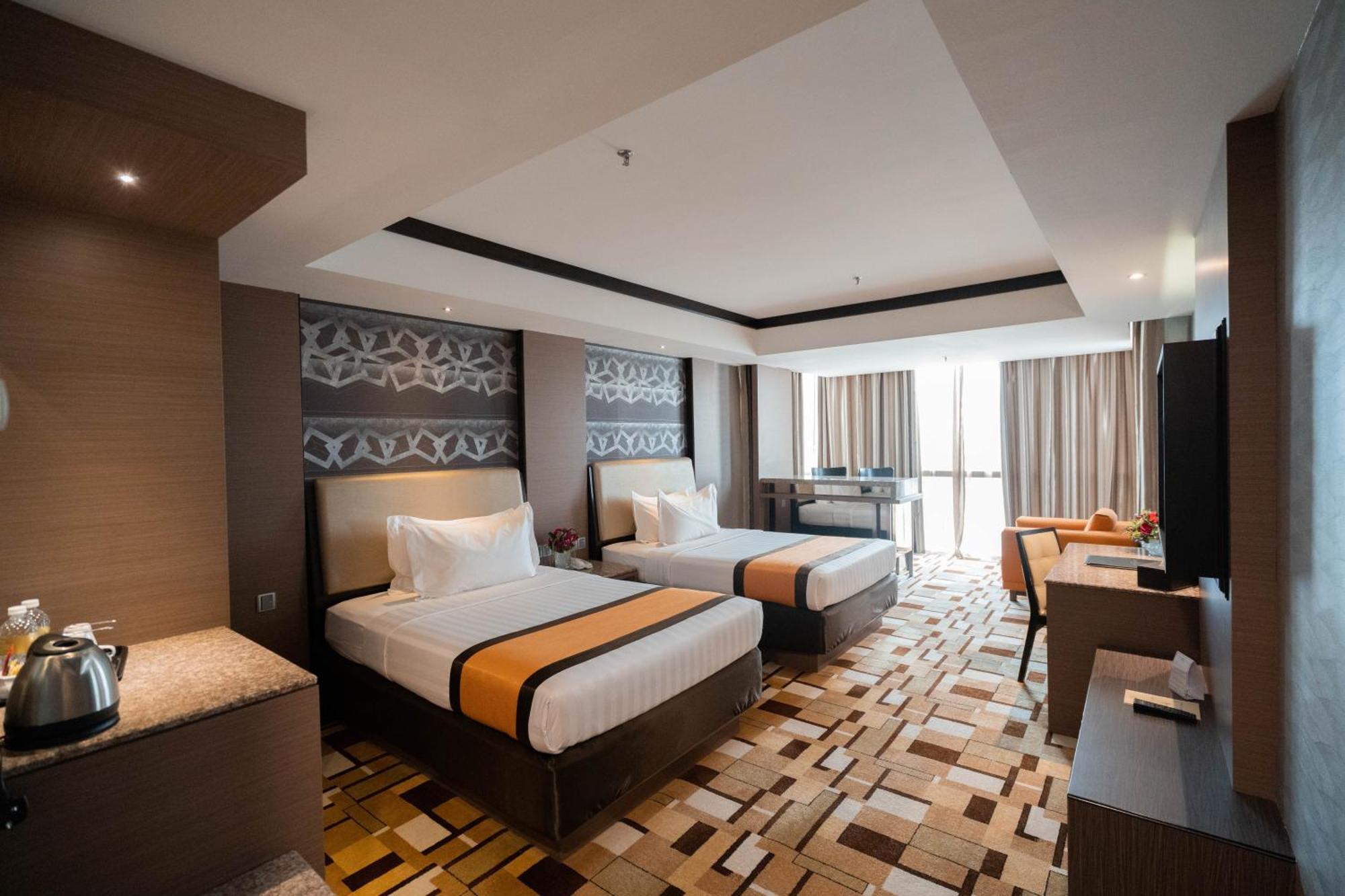 Grand Paragon 4* Johor Bahru