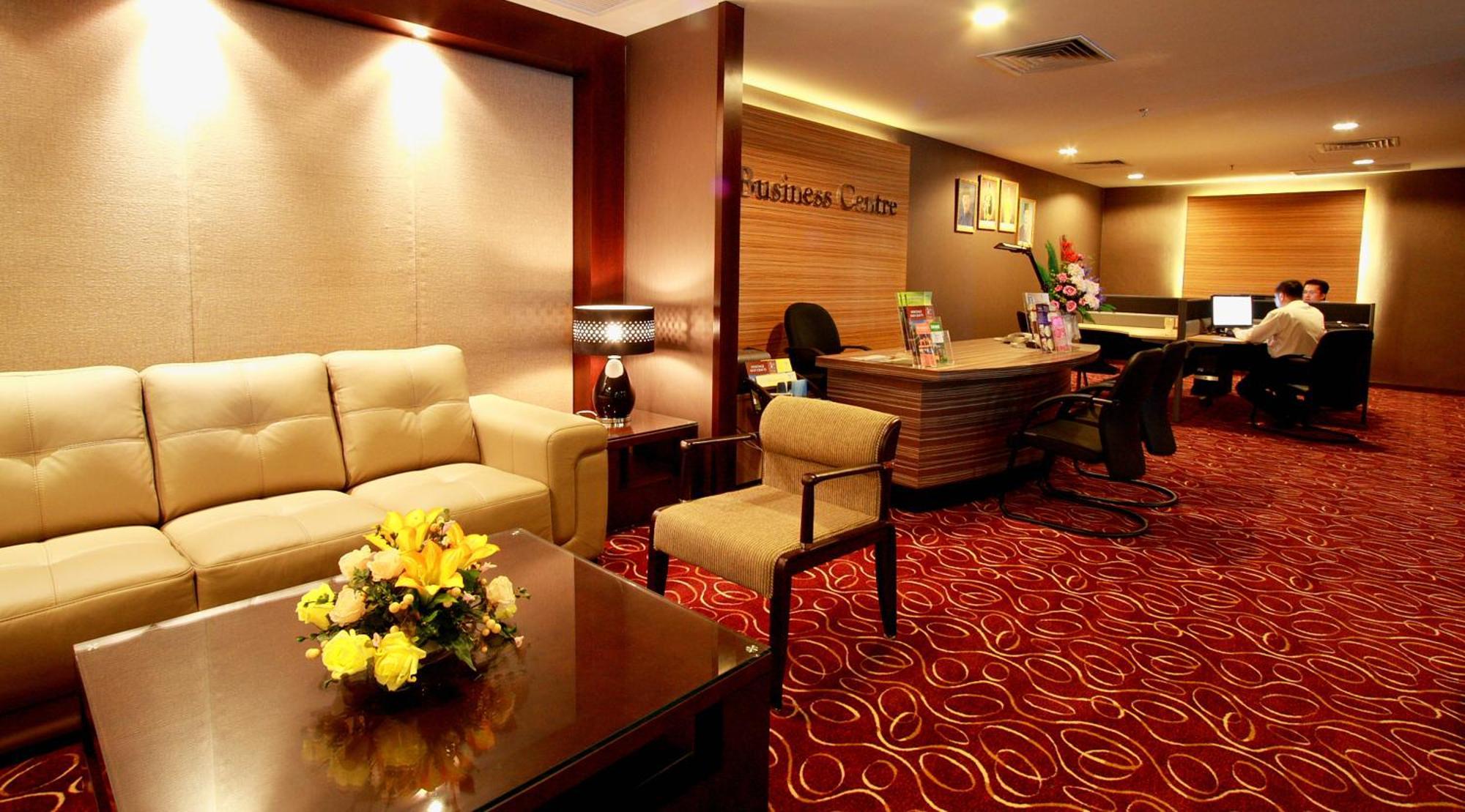 Hotel Grand Paragon